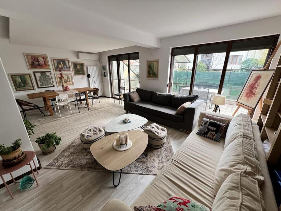 Kazanlak Large Guest House Apartment Near The Center With Full Kitchen & Dining Room, King Beds, Garden Patio, Free Parking & Self Check-In Zewnętrze zdjęcie