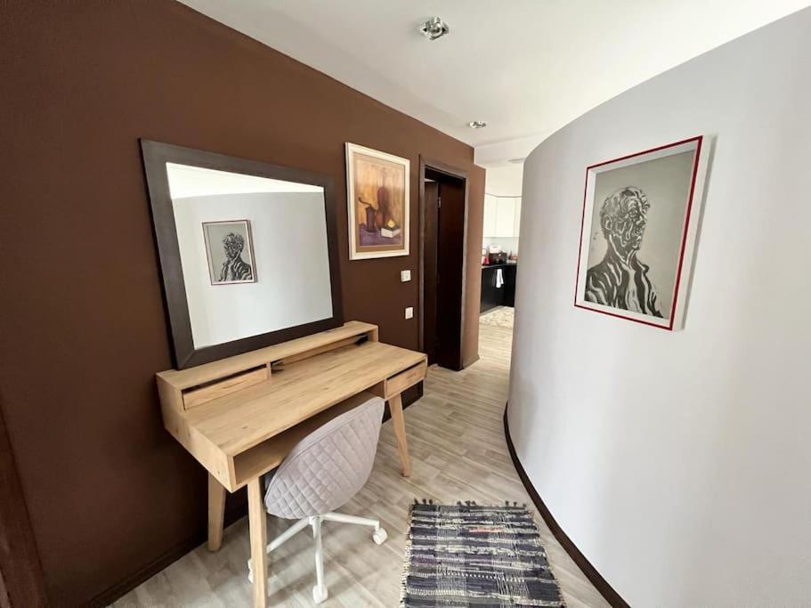 Kazanlak Large Guest House Apartment Near The Center With Full Kitchen & Dining Room, King Beds, Garden Patio, Free Parking & Self Check-In Zewnętrze zdjęcie