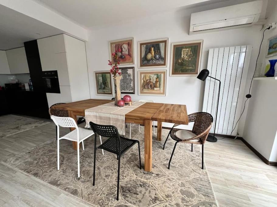 Kazanlak Large Guest House Apartment Near The Center With Full Kitchen & Dining Room, King Beds, Garden Patio, Free Parking & Self Check-In Zewnętrze zdjęcie